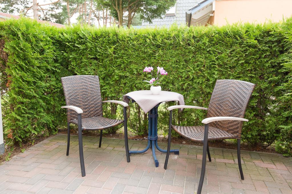 זינקסט Hotel Garni Am Deich חדר תמונה