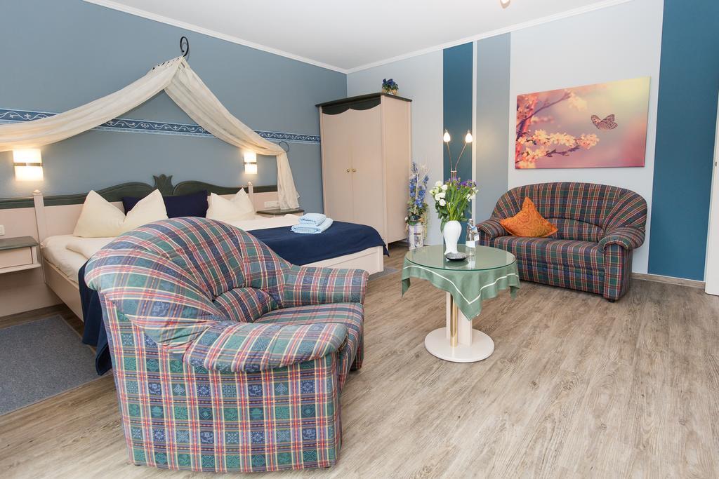 זינקסט Hotel Garni Am Deich חדר תמונה