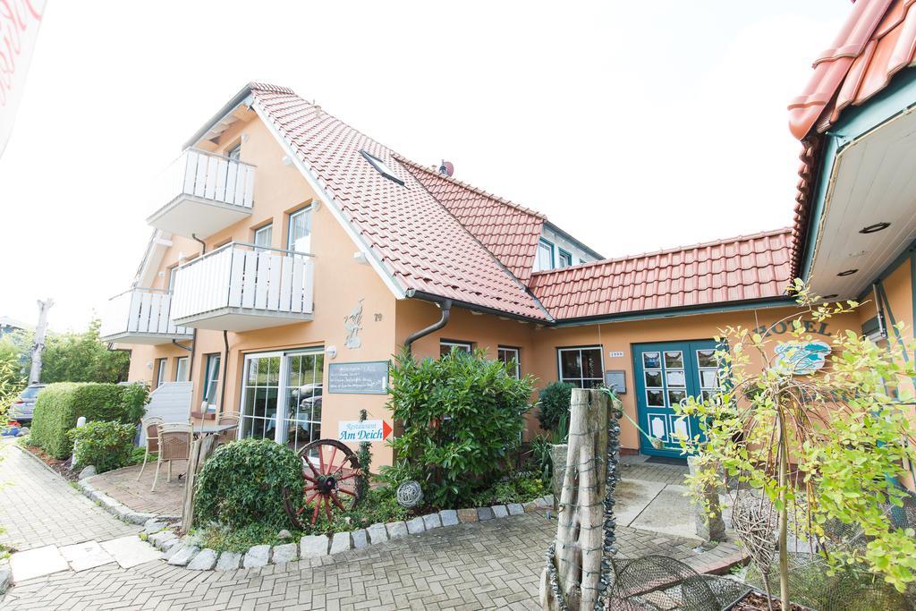 זינקסט Hotel Garni Am Deich מראה חיצוני תמונה