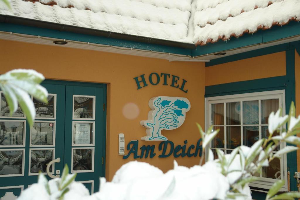 זינקסט Hotel Garni Am Deich מראה חיצוני תמונה